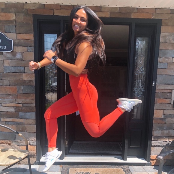 Lululemon Wunder Under Train - Picture 5 of 5